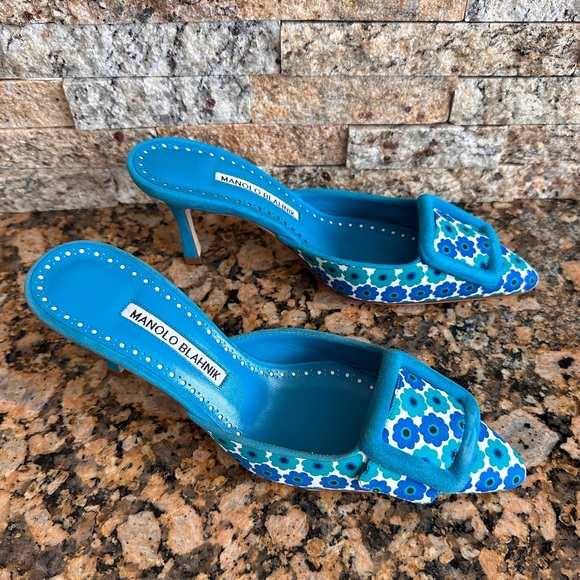 Manolo Blahnik Shoes - Manolo Blahnik - Maysale 70MM Buckle Suede Mules
